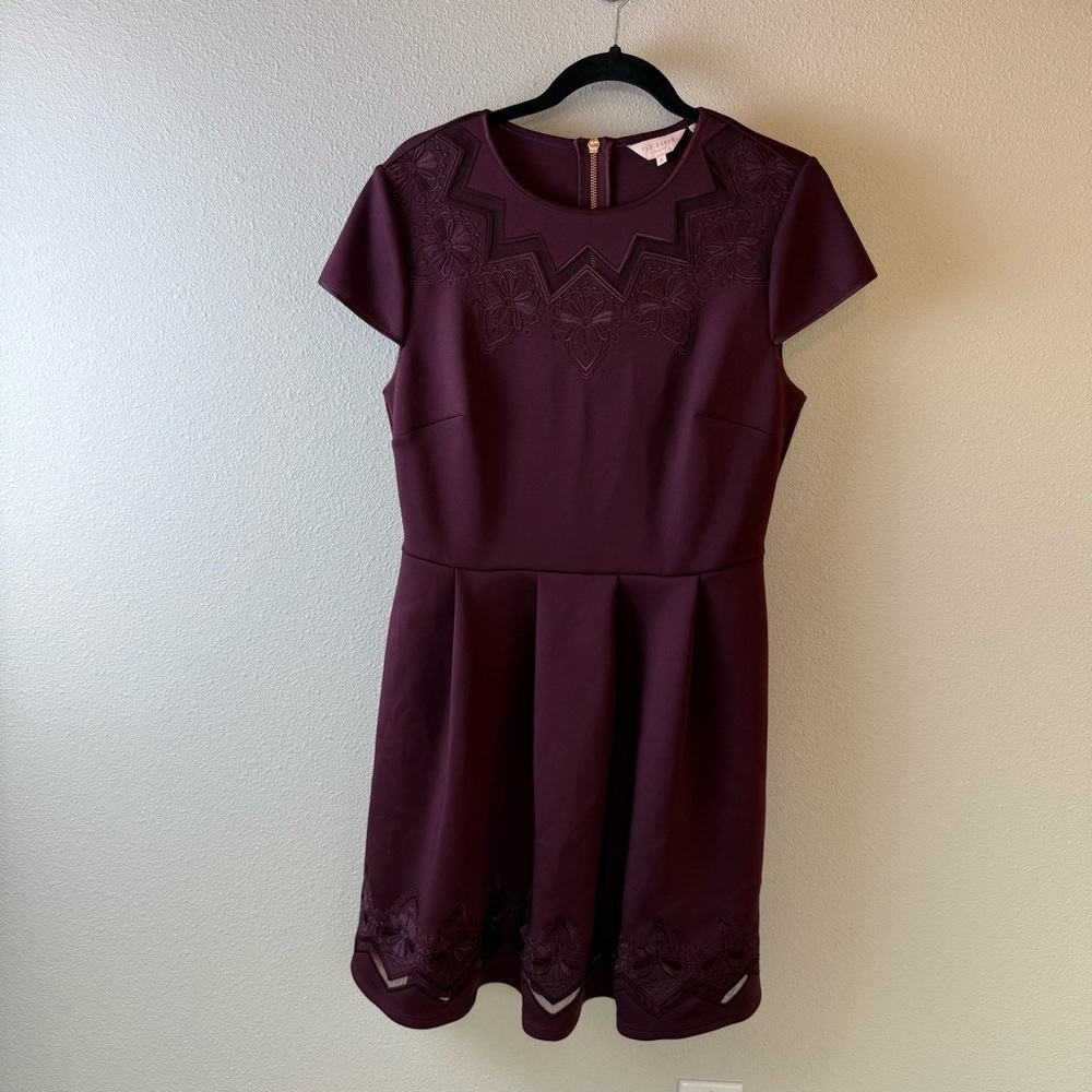 Ted Baker Embroidered Cheskka Dress Burgundy Party Cocktail Women’s Size 10 - Picture 3 of 14